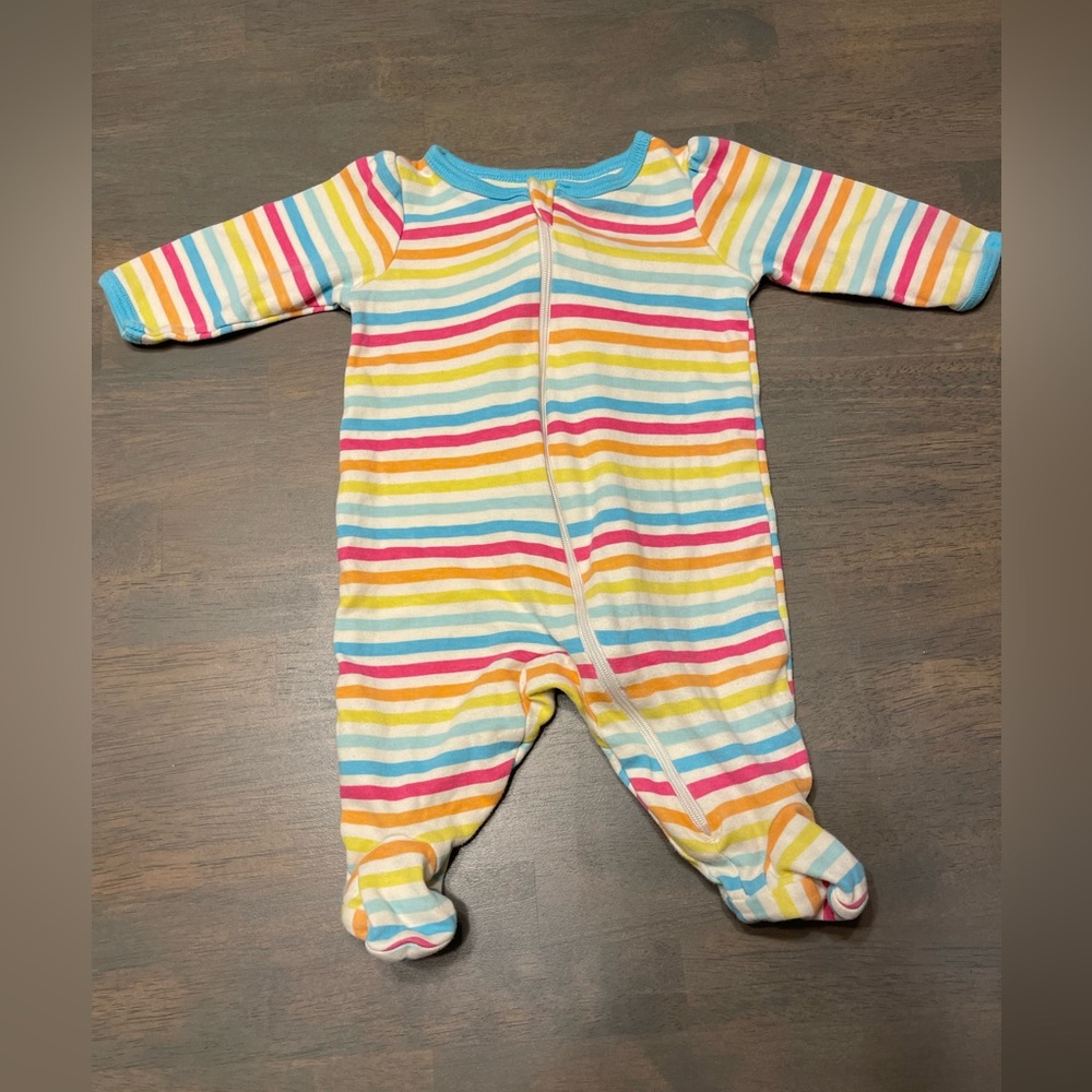 🩷 Bundle • Infant Girls Zipper Sleepers | Size: 0-3 months - Picture 5 of 9